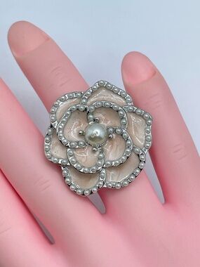 Silver Tone Faux Pearl Stretch Ring Cluster Adjustable Statement Fashion